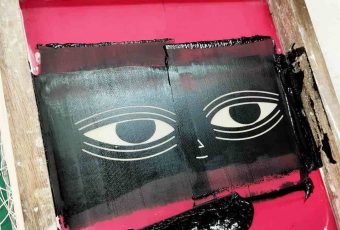 Get your items infested by Garapata with live silk screening at Art In The Park 2020